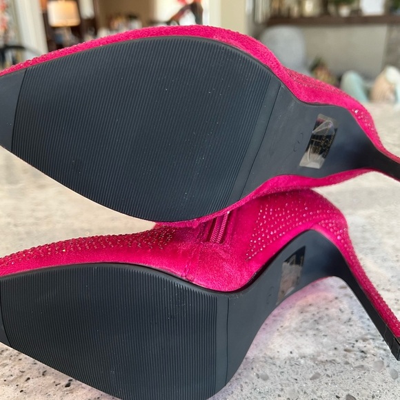 NEW Pink Suede and Rhinestone Boots 24" OVER THE KNEE Boots Size 7 - Picture 4 of 8